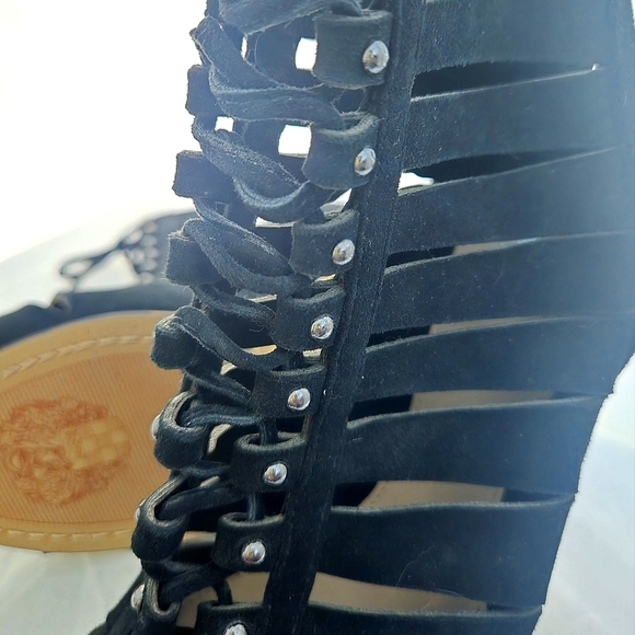 Gorgeous Vince Camuto Gladiator Heels NWOB ❤️ - Picture 6 of 13